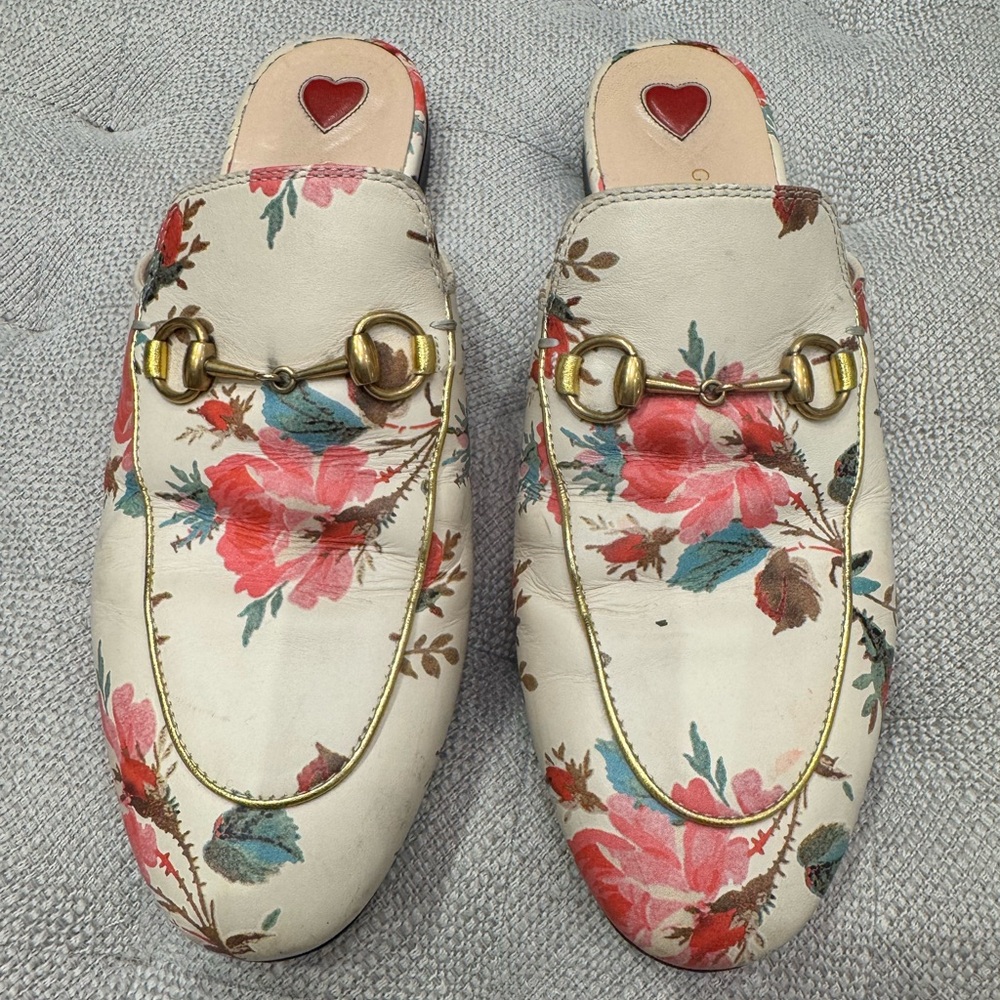 Gucci Slip-On Loafers size 8